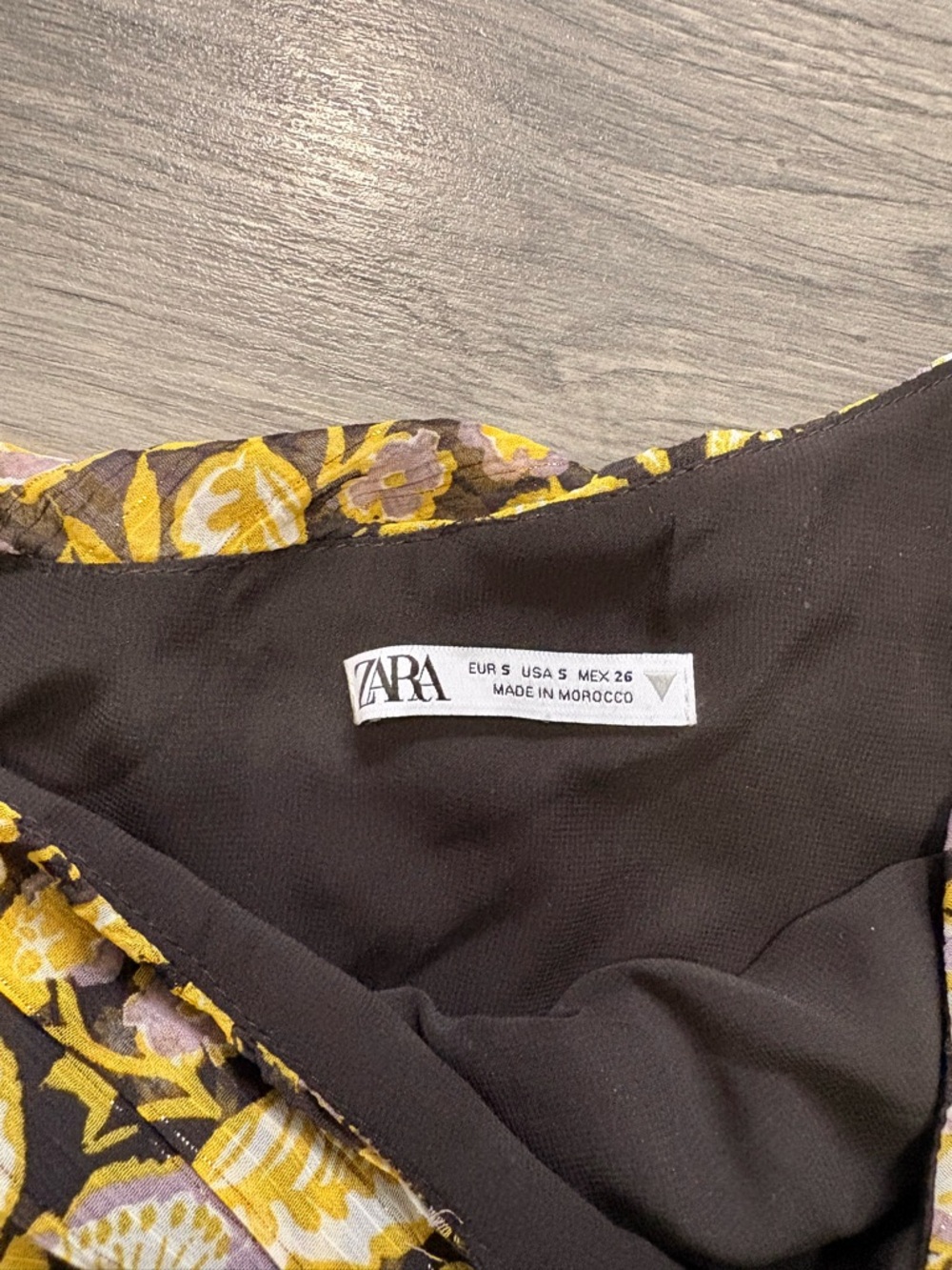 Zara One-Shoulder Floral Dress in Black, Yellow & Lavender - Picture 4 of 8